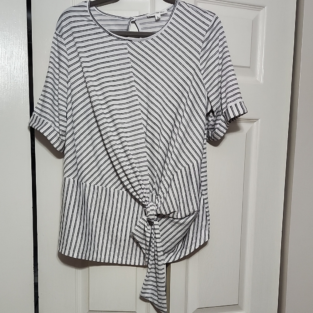 PerSeption Concept White and Gray Tie Front Blouse